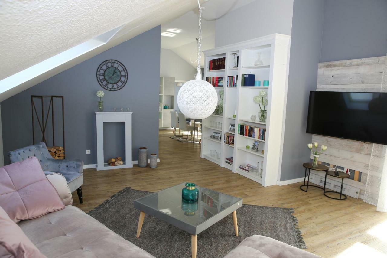 Apartment Mit Designerkueche, Loggia Ludwigsburg Nahe Stuttgart ภายนอก รูปภาพ